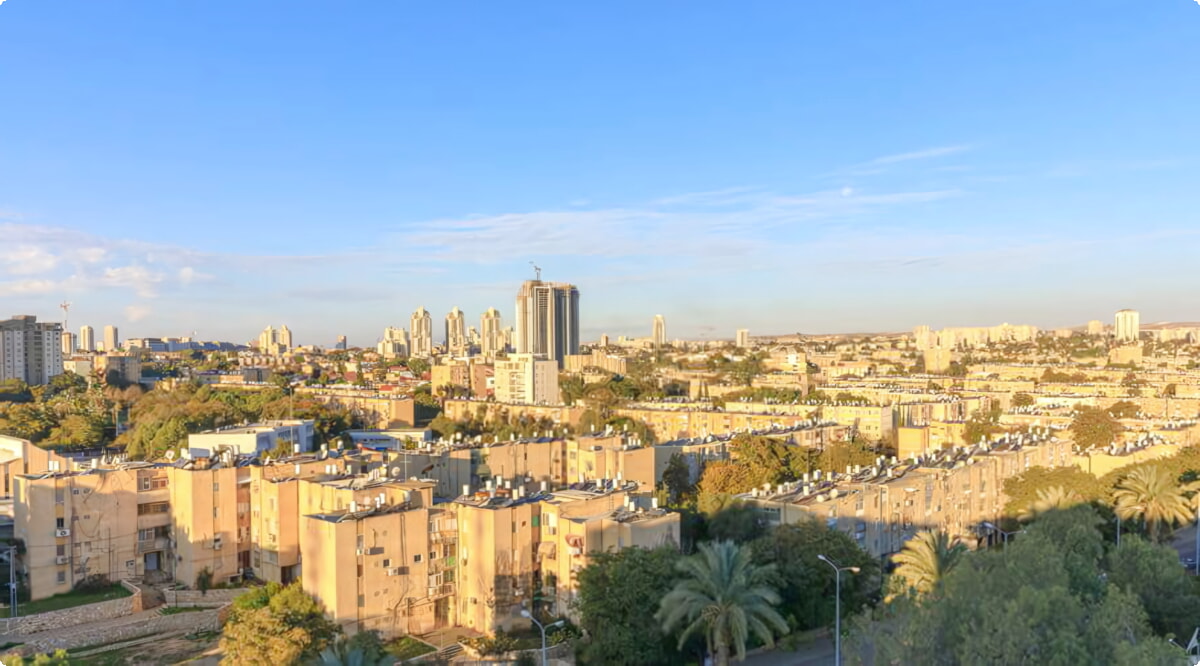 I nostri servizi di noleggio auto offrono una vasta selezione di veicoli a Beer Sheva.